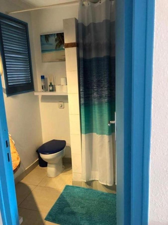 Studio Sainte Anne 2Mn A Pieds De La Plage ,Possibilite Location De Voiture Εξωτερικό φωτογραφία